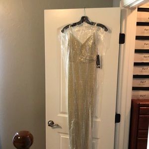 Women’s night dress. Gold and Brand New. Size Small